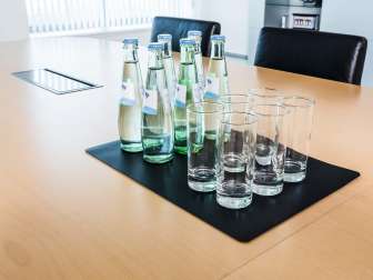 Kirjoitusalusta 30x42cm musta