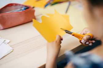 Fiskars askartelusakset 13 cm oikea