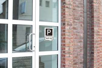 Herma Special 4698 A4/1-os säänkestävä