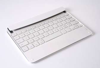 Isotech Ipad Air näppäimistö kiiltävän valkoinen