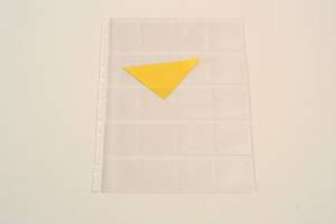 Kansiotasku A4,  20 dialle PVC 5 x 5 cm,  vahvikekantillinen