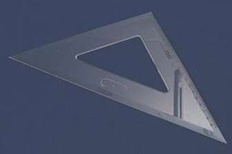 Kolmioviivain 32 cm/45 astetta Möbius+Ruppert