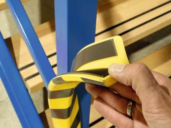 Kulmasuoja C35 magneettinen