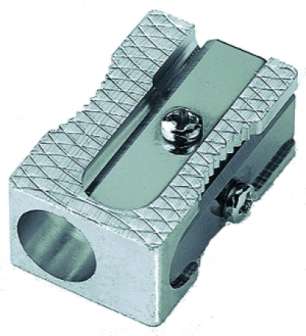 Kynänteroitin Möbius+Ruppert metallia mukana 2 varaterää