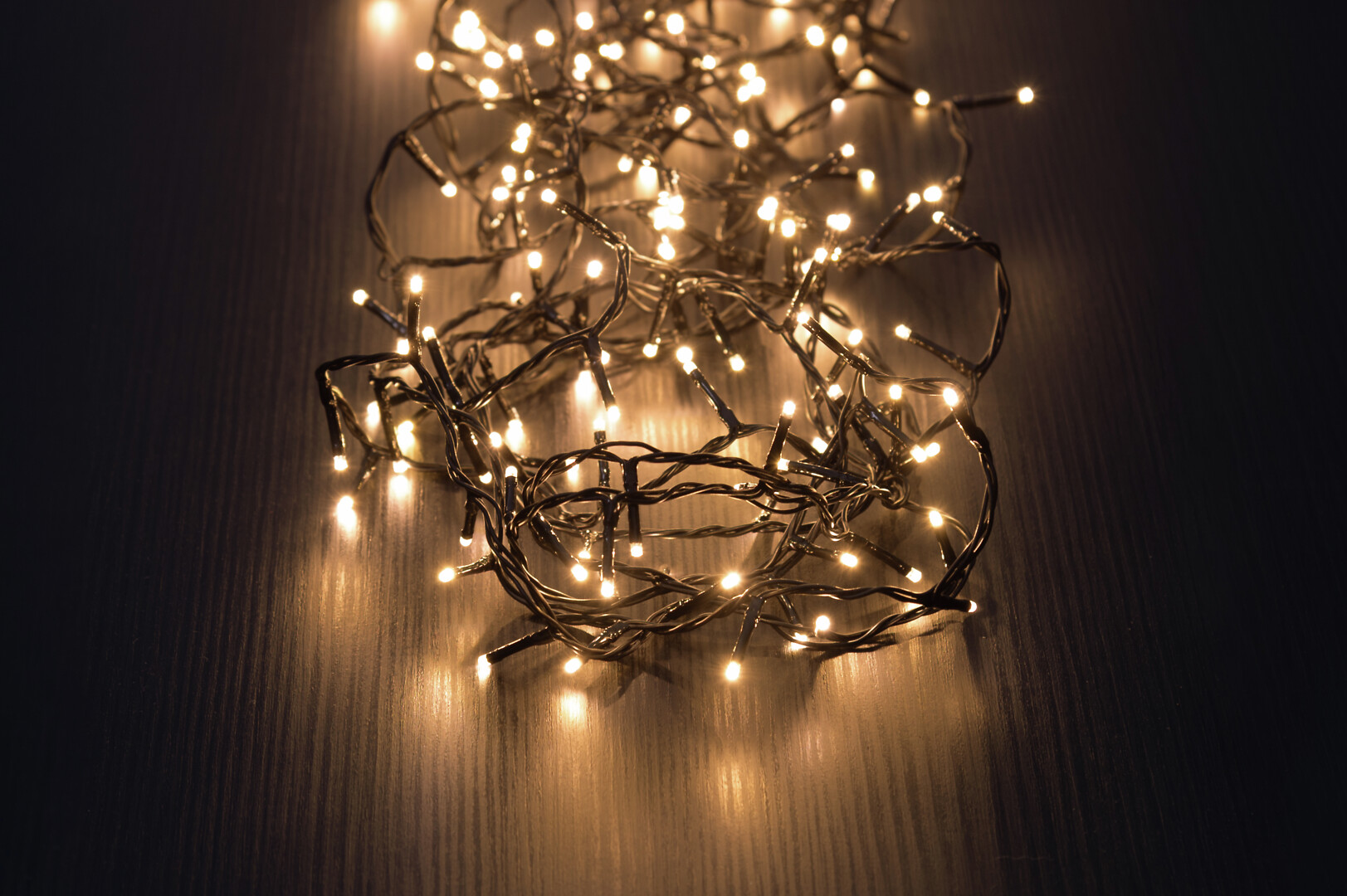 Finnlumor Valoketju 240 miniLED mustajohto