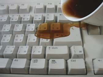 Näppäimistön suojamuovi