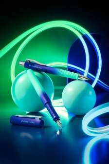 Poly Ball Edition Buzzing Blue